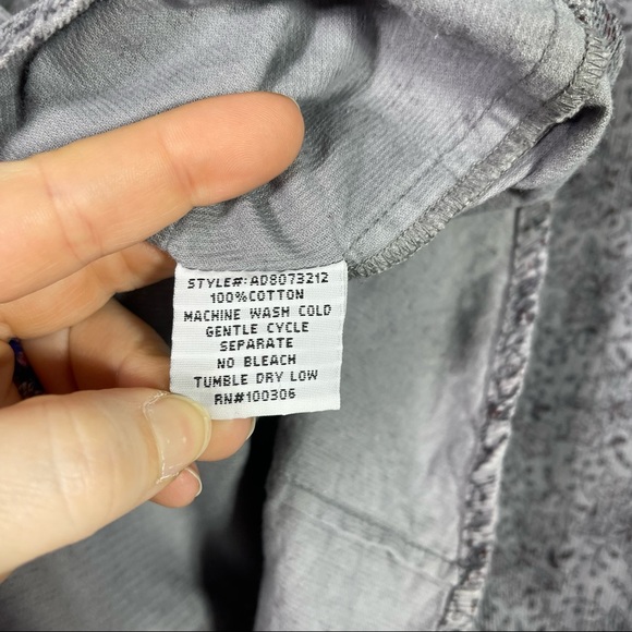 Adiktd Patterned Corduroy Western Shirt, Black Snaps, Size Large. Excellent cond - Picture 7 of 7